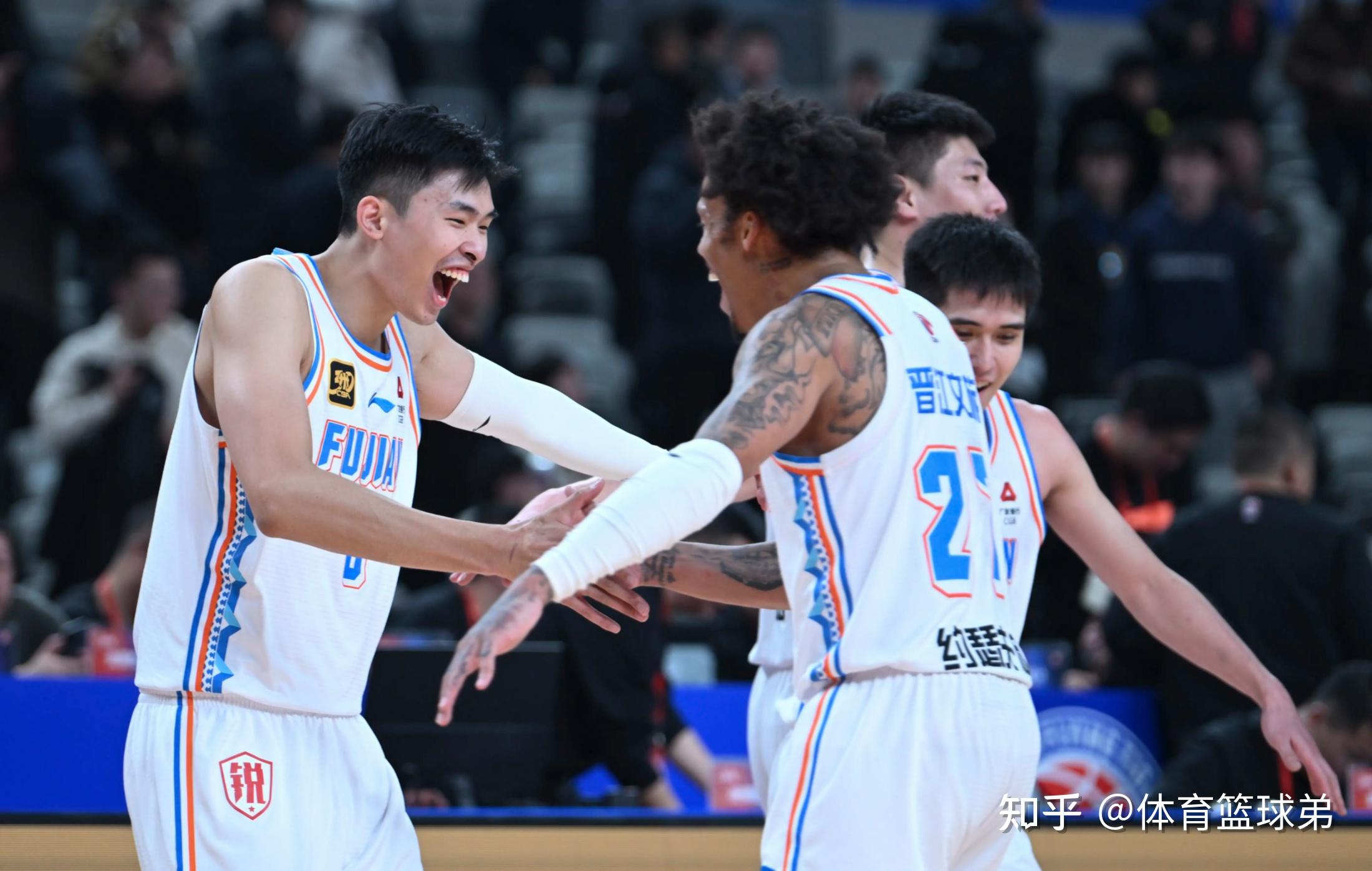 国际比赛日欧冠焦点战，广厦男篮单刀错失，球迷炸锅，训练强度明显提升的简单介绍米乐官方网址